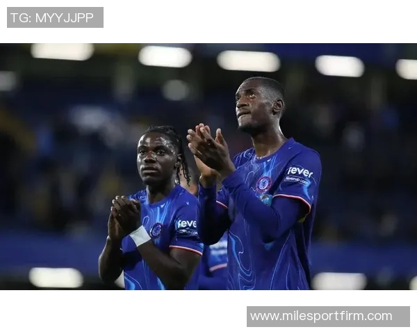 拉拉维亚谈夏季防守训练称自己是一名出色的防守者